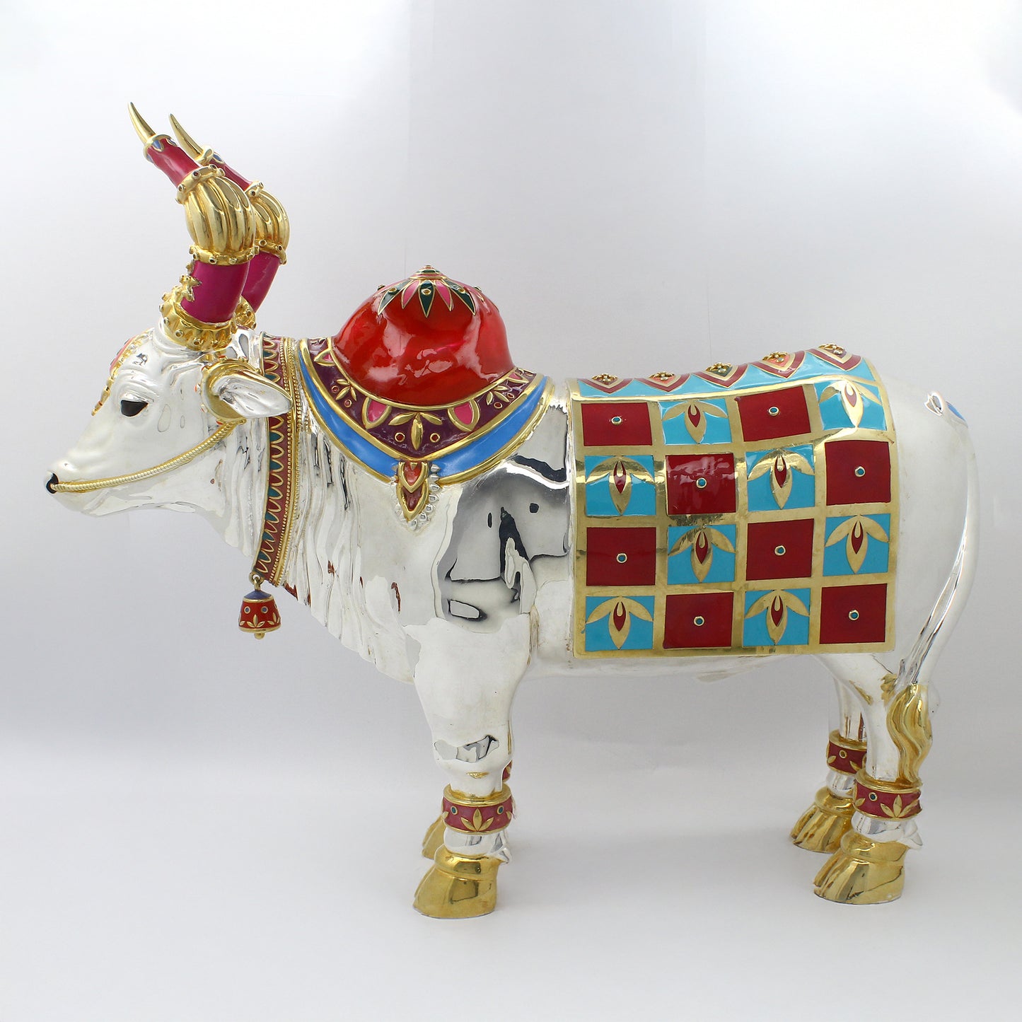 999 Silver Premium Matte Bull Idol with Enamel