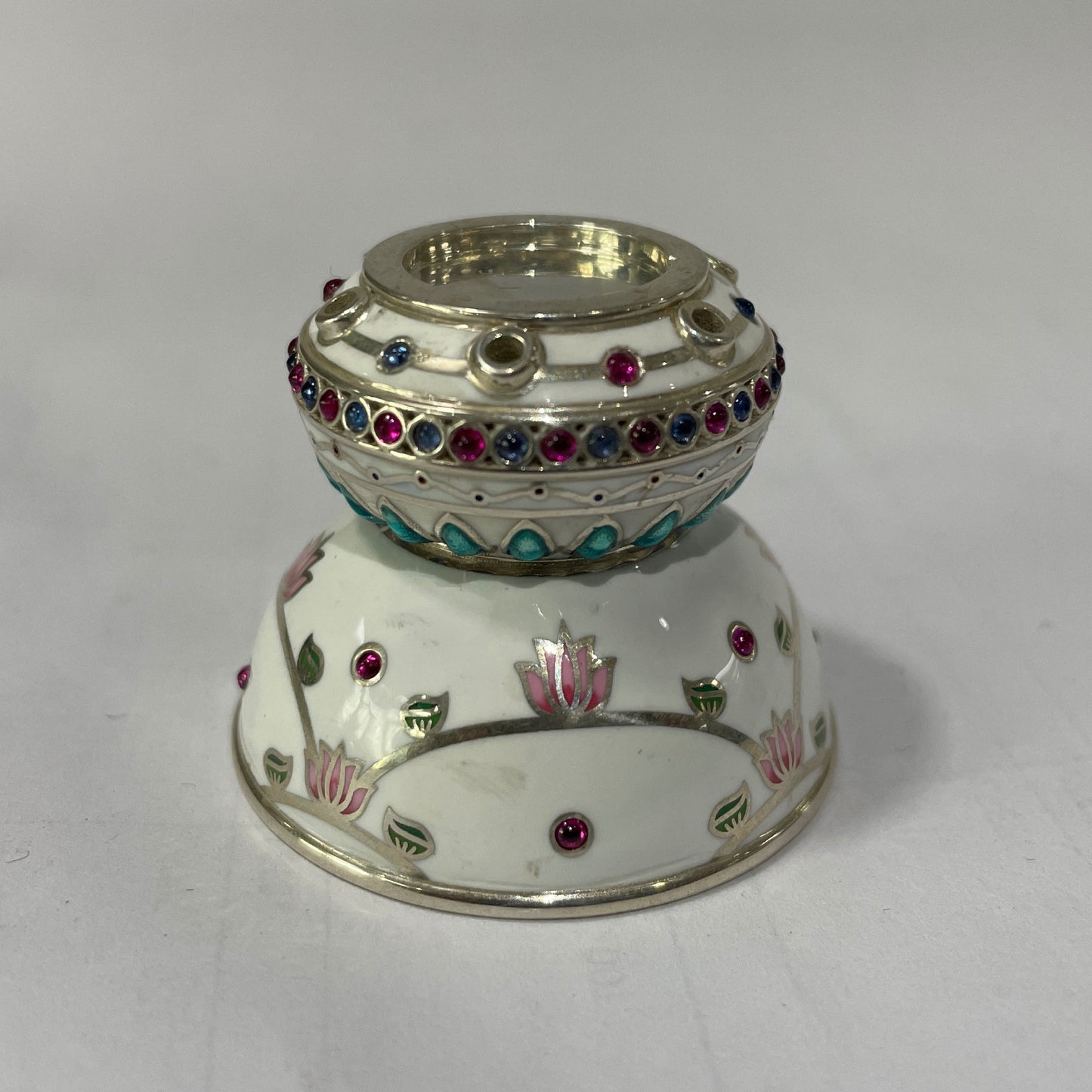 925 Silver High Polished Pichvai Agarbatti Stand