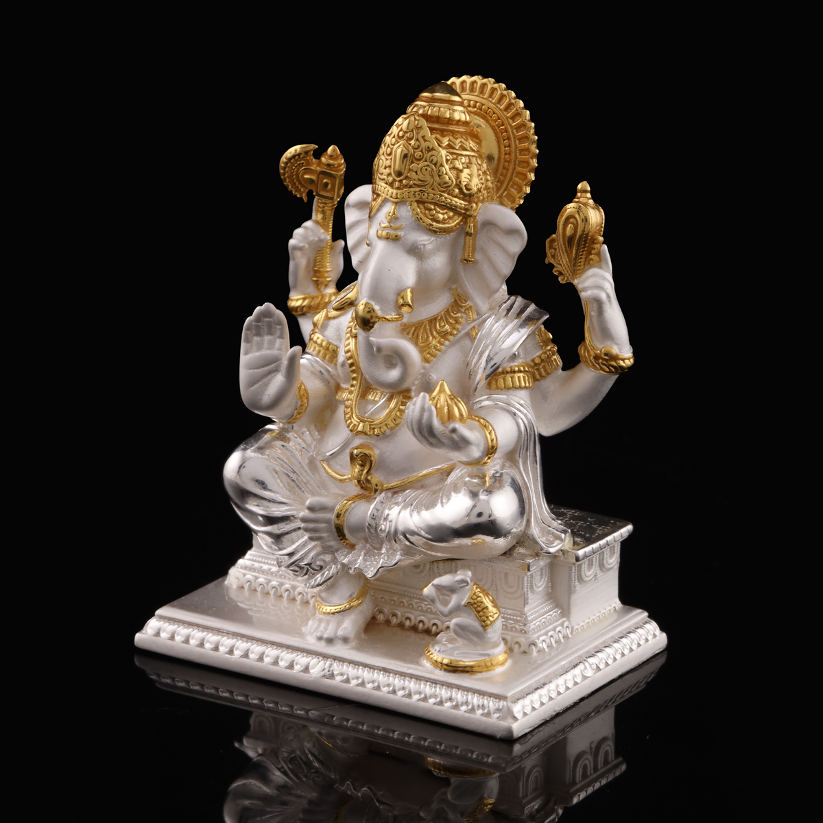 925 Silver Mixed Finish Ganesh on Patla with Dual Plating