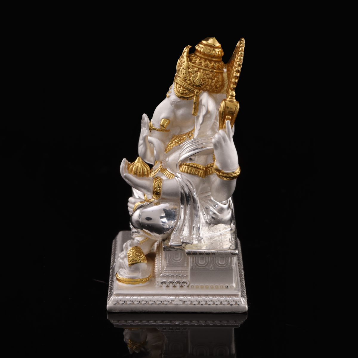 925 Silver Mixed Finish Ganesh on Patla with Dual Plating