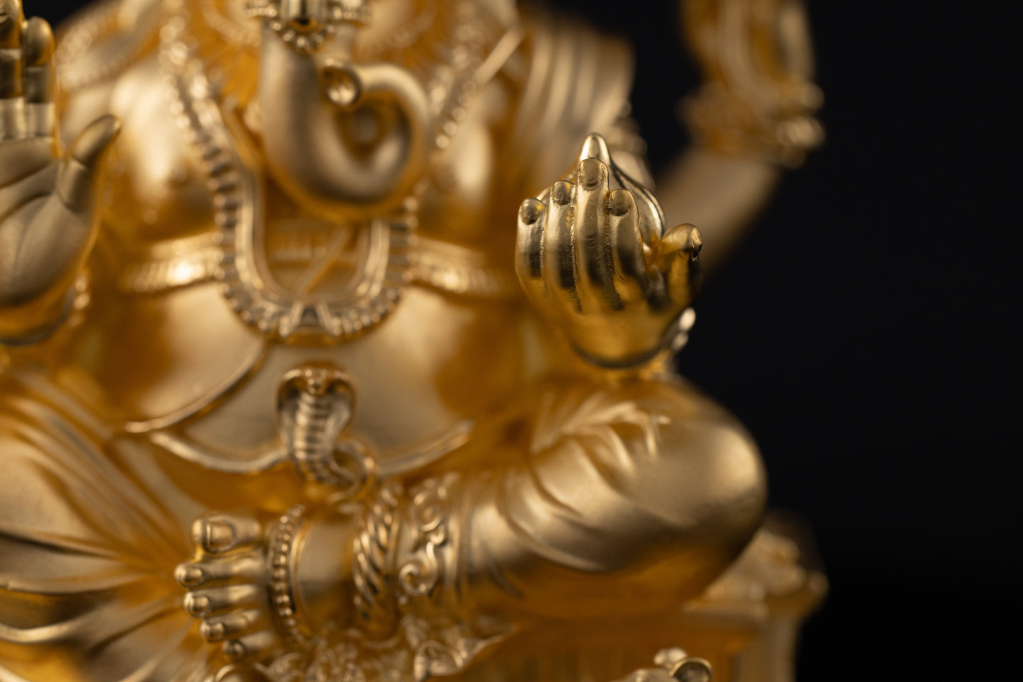 Silver Mixed Finish Ganesh on Patla (South Style)