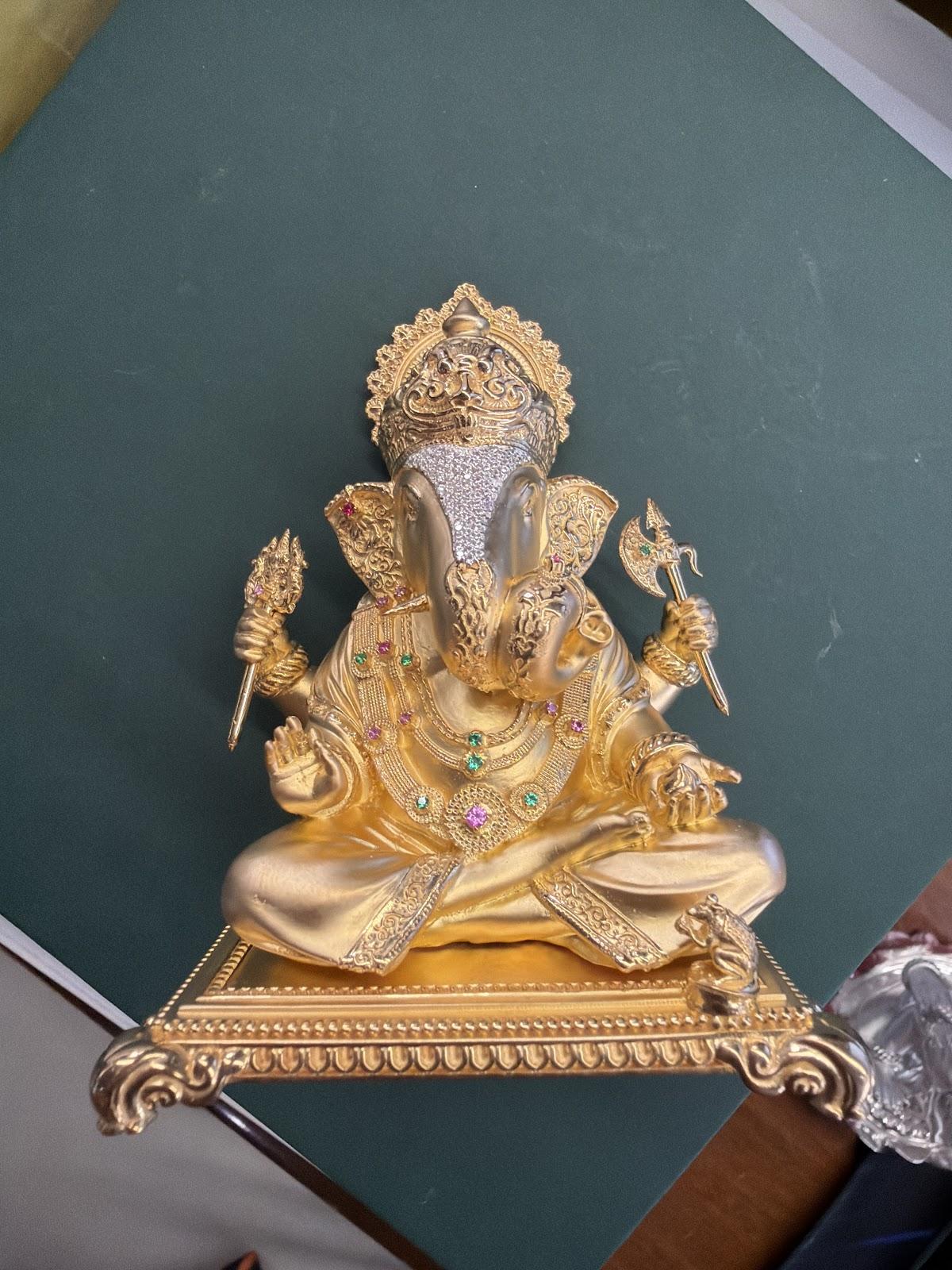 Silver Mixed Finish Studded Dagdusheth Ganpati